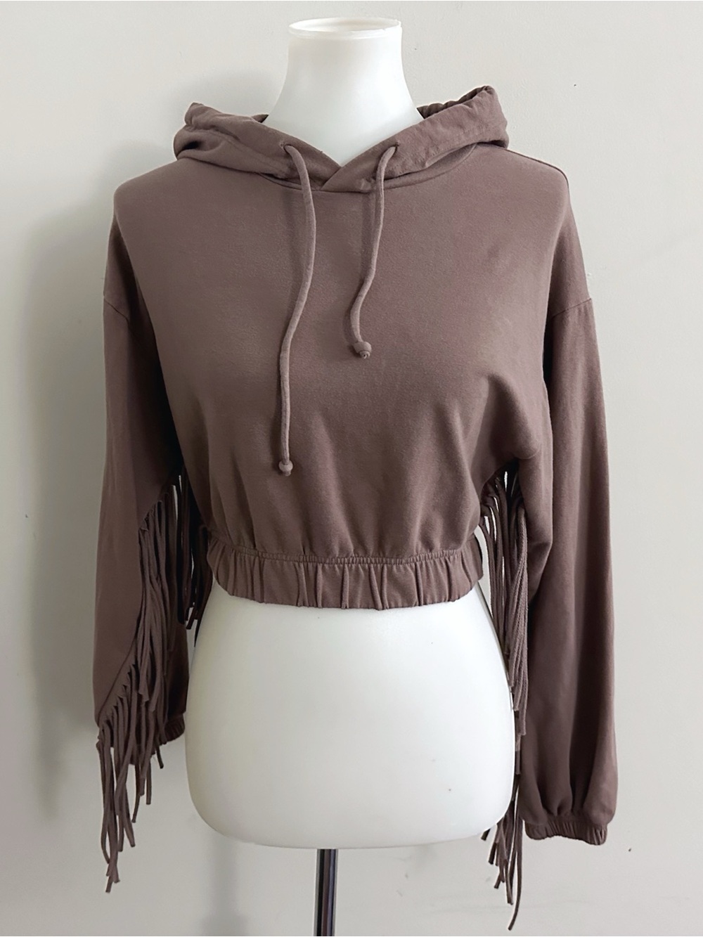 Fringe-Sleeve Cropped Hoodie Brown Mocha Fall School Western Boho Casual